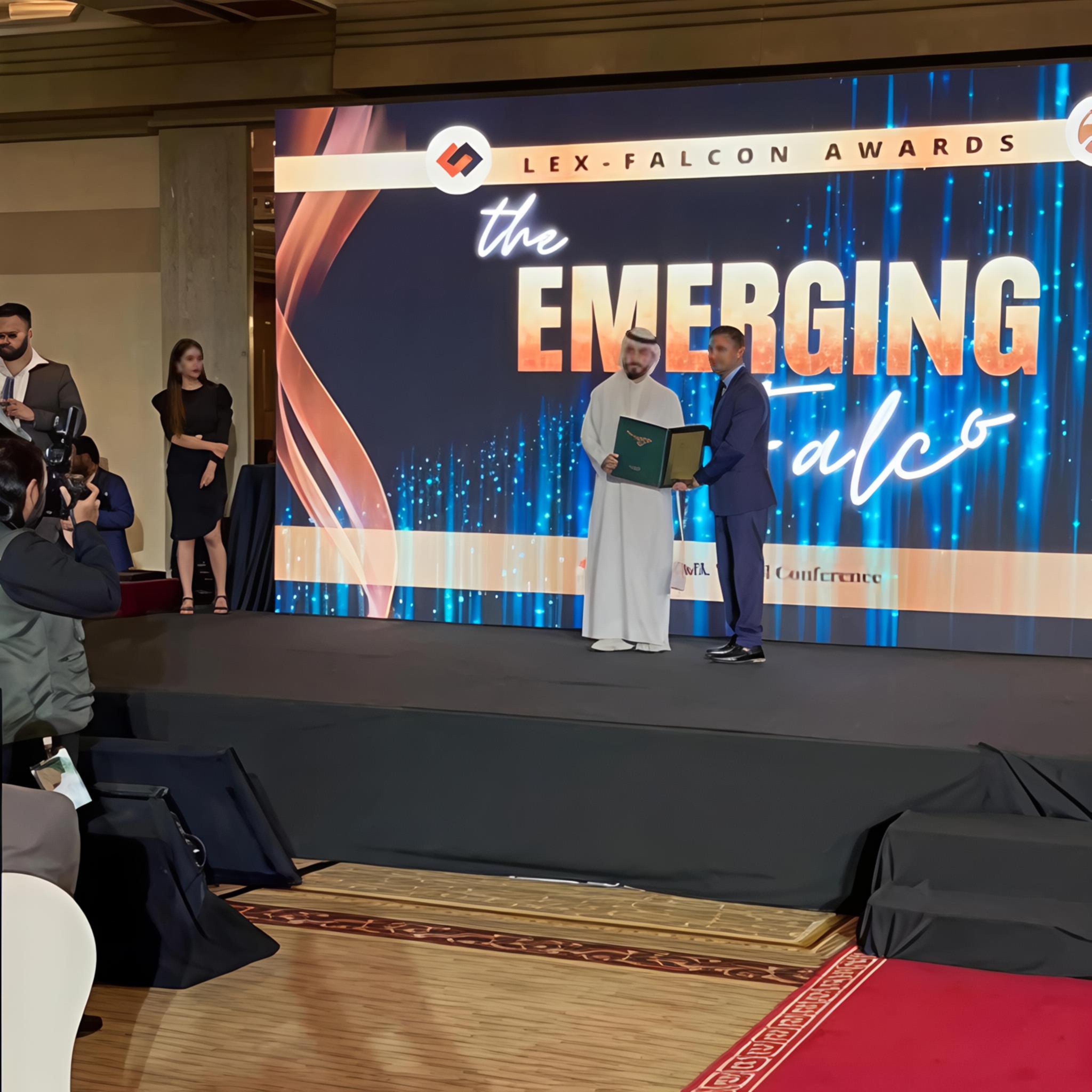 Shashank Agarwal receiving the Lex-Falcon Global Awards — Dubai International 2023